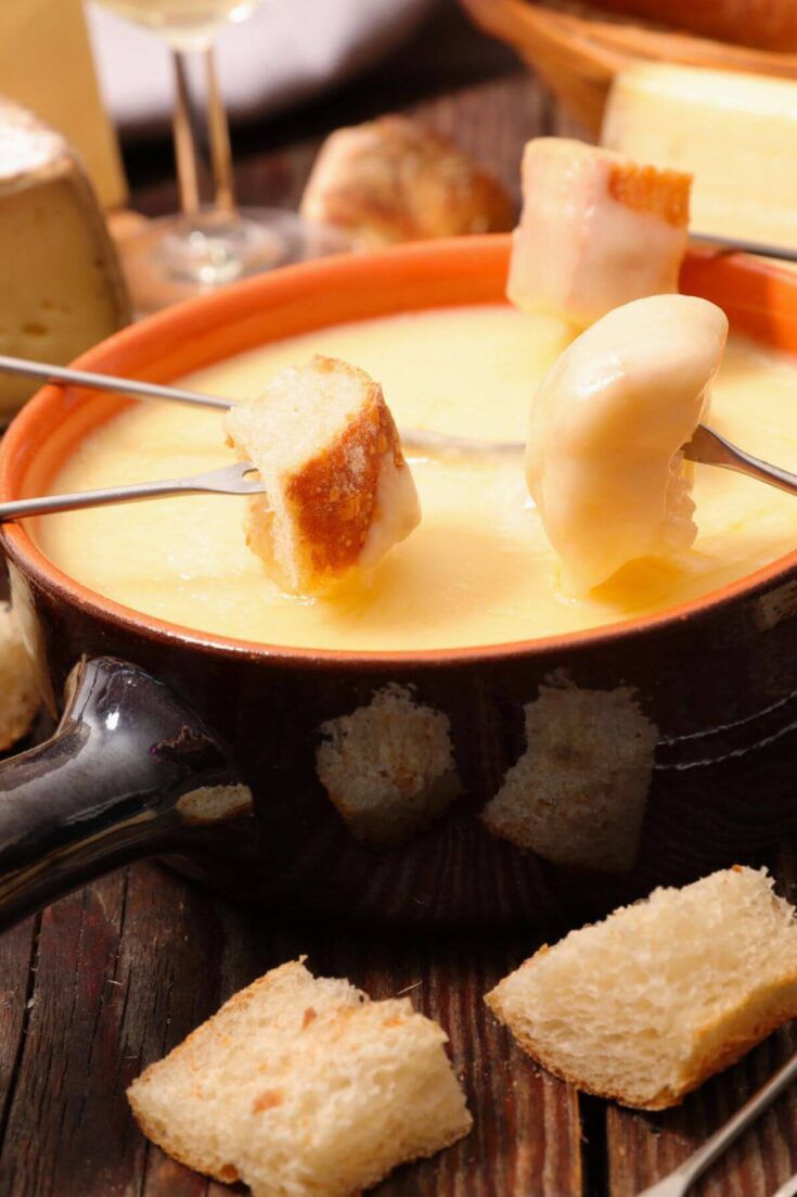 Traditional raclette
